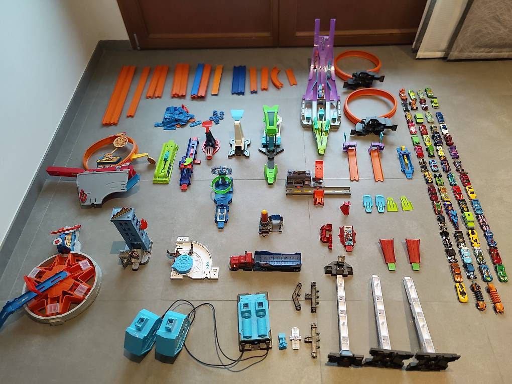 Modellini d'auto: Set de Hot wheels – Usato da Troinex venduto da jerem_g