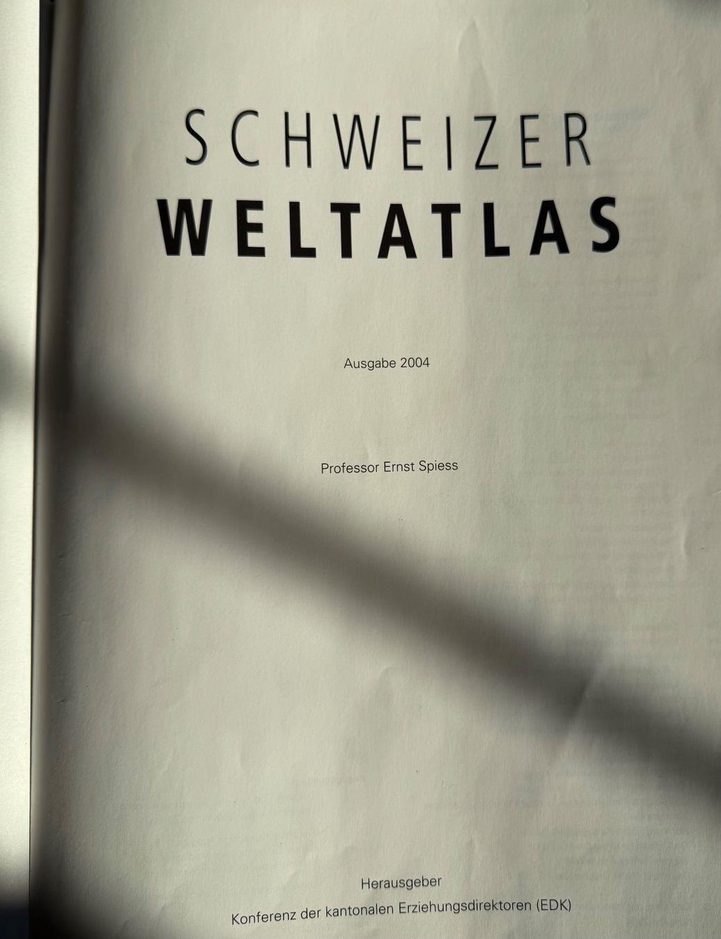 Bücher: Retro Schweizer Weltatlas Ausgabe 2004 – Gebraucht aus Wohlen AG von thr_t5x8 2