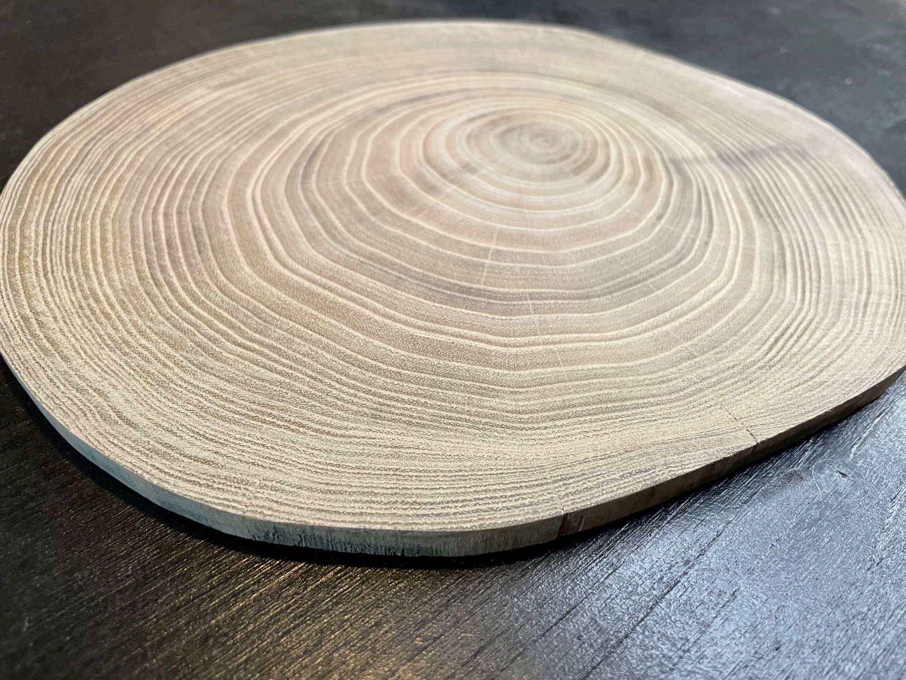 Articoli in legno: Holzscheibe Robinie nr.4 – Usato da Brunnen venduto da Holz-style 5