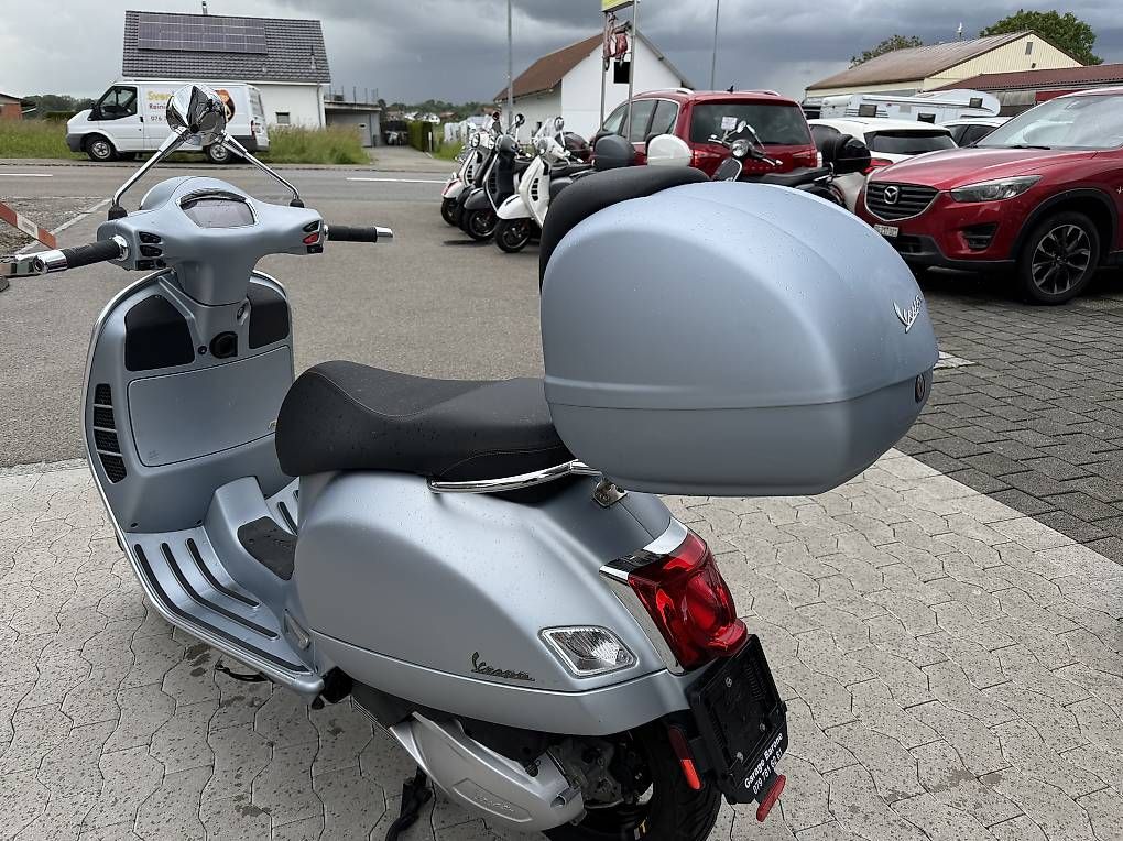 Piaggio Strada: Piaggio Vespa 300 GTS Supertech – Usato da Hefenhofen venduto da Garage_Barone 5