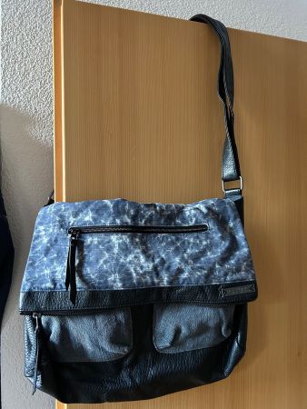 Tasche / Umhängetasche
