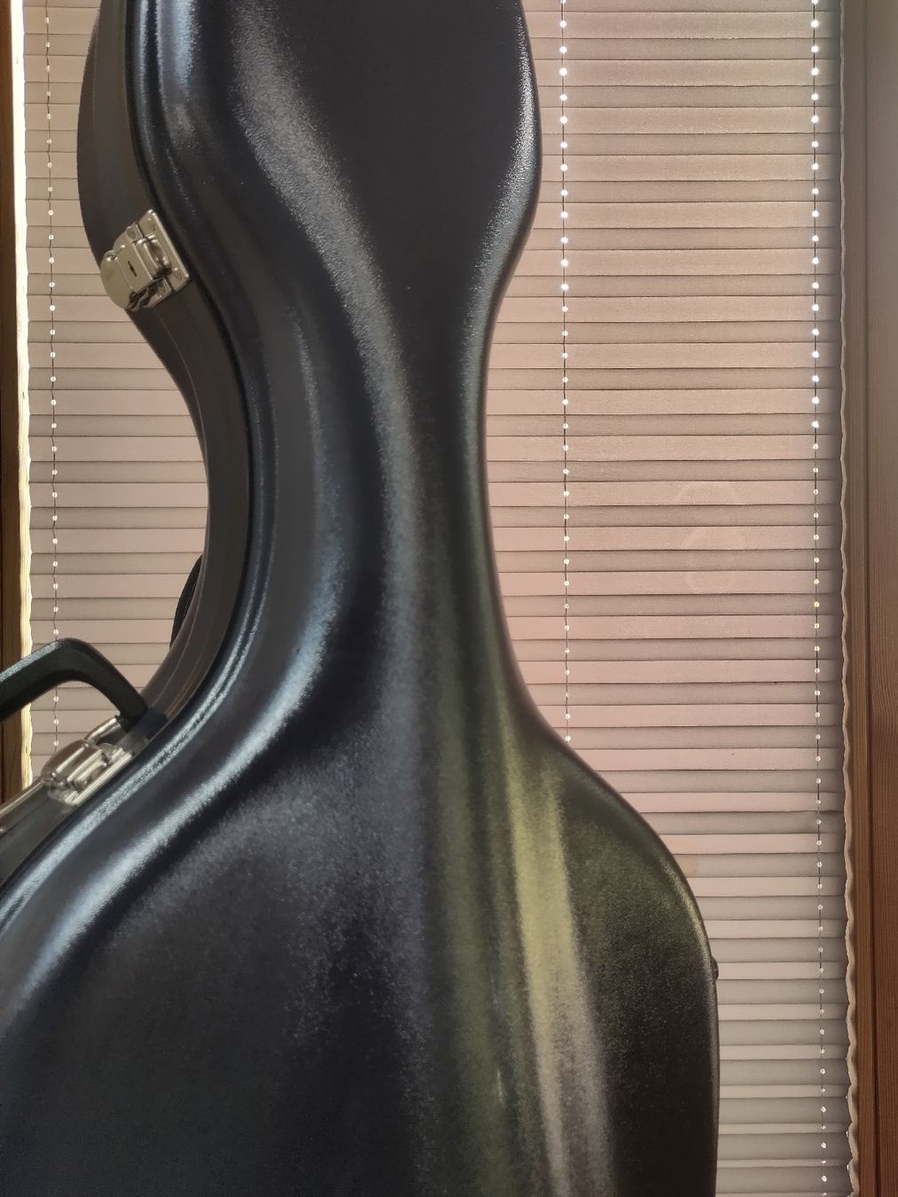 Strumenti musicali: Dunkelblauer Cellokoffer mit Rollen von bam – Usato da Zürich venduto da Hoernli123 4