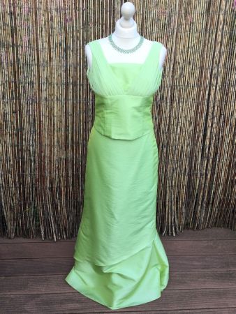 Robe :Jupe (taille 77,5cm)+ Corset vert-pomme