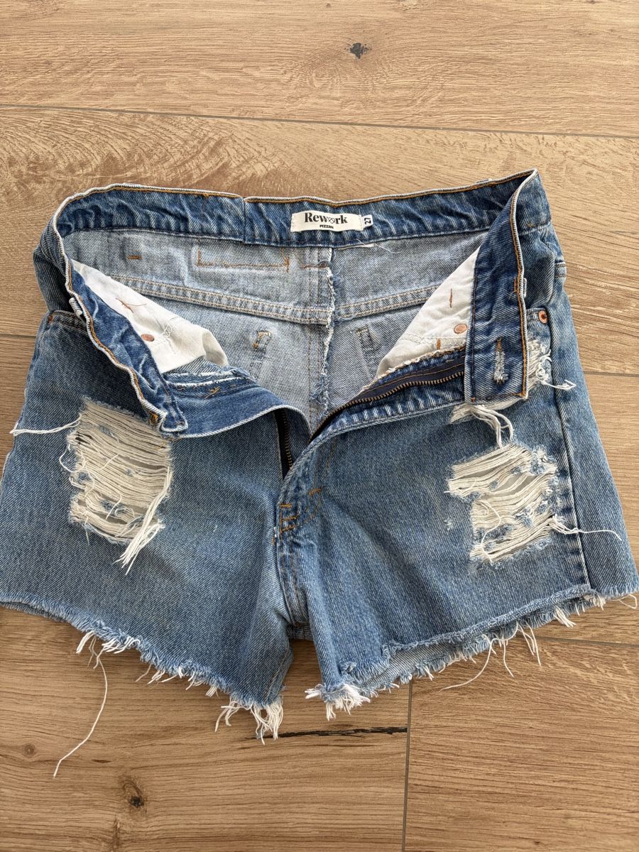 Levi's Jeans: Levis Jeans Shorts – Usato da Laupen ZH venduto da Elti2017 1