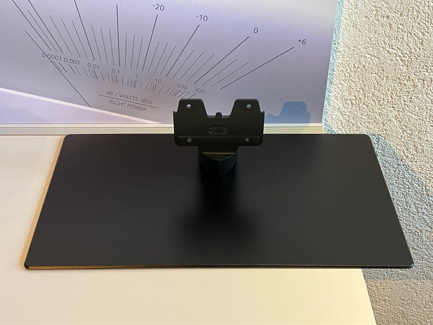 Panasonic Supporti a parete: Panasonic support de table pour téléviseur TX-65FZC835 – Usato da Delley venduto da ogringo77