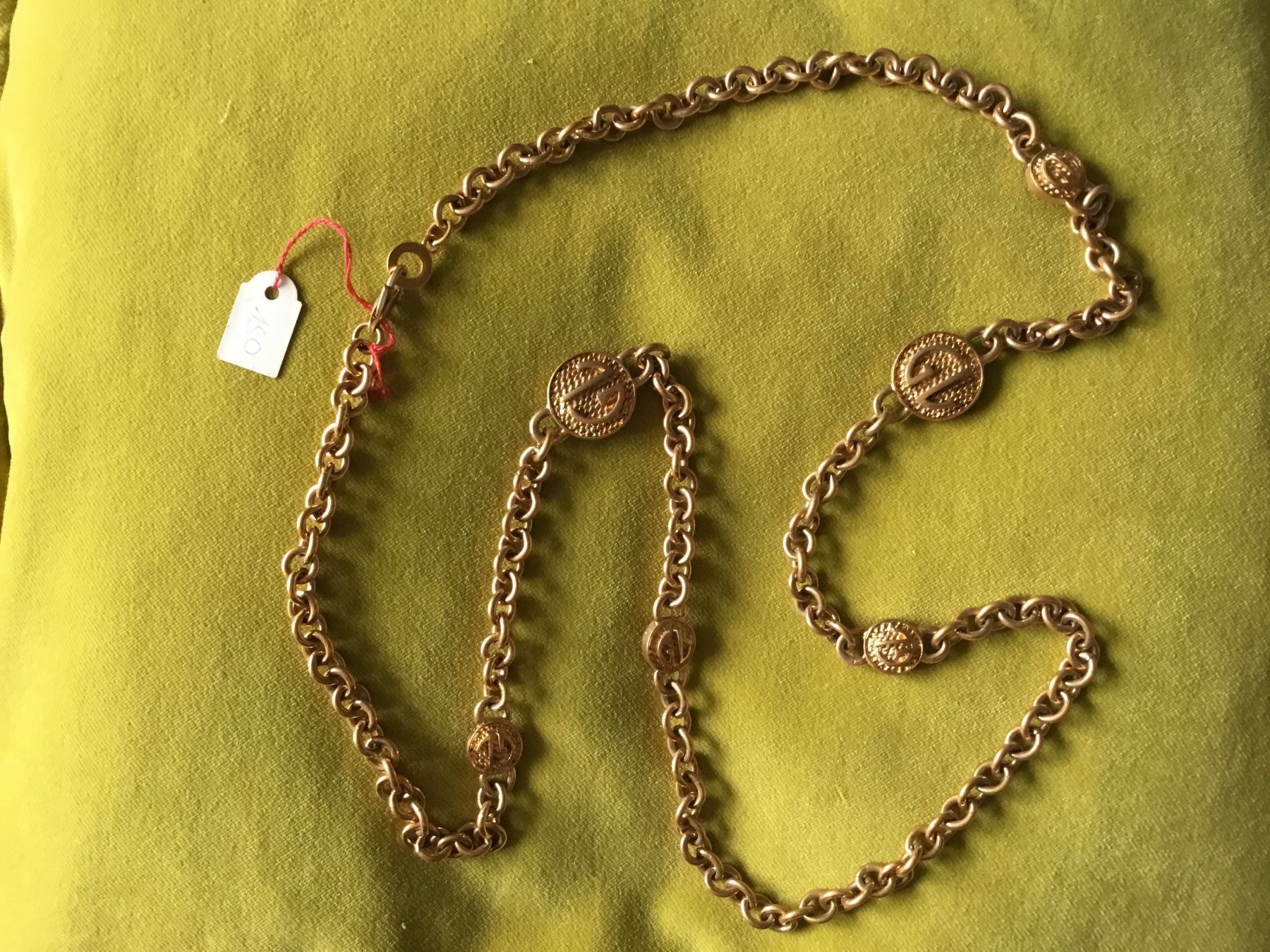 Catenine: Collier chaîne longue Guy Laroche – Nuovo e nell'imballaggio originale da Le Landeron venduto da nic_8hd5