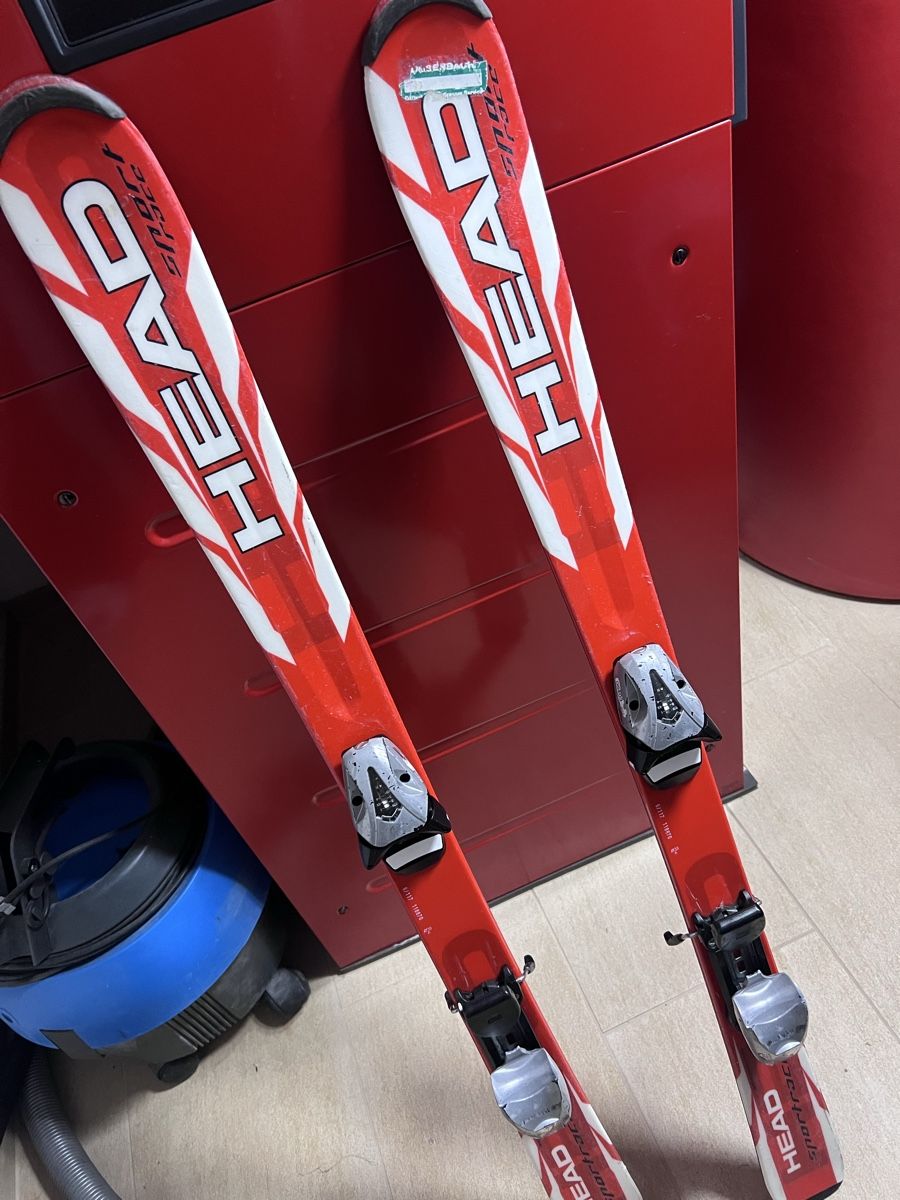Head Skis: HEAD Skier rot weiss gebraucht – Gebraucht aus Würenlos von Donas1991 2
