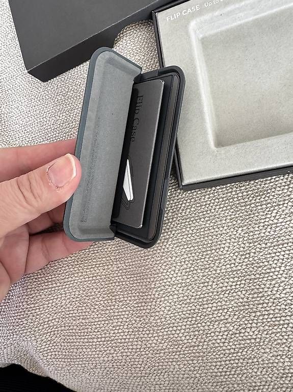 Bellroy Sonstige Kleidung & Accessoires: Bellroy Kartenhalter Kartenetui Flip case Leder schwarz – Neu (gemäss Beschreibung) aus Muttenz von einfach-schoen 2