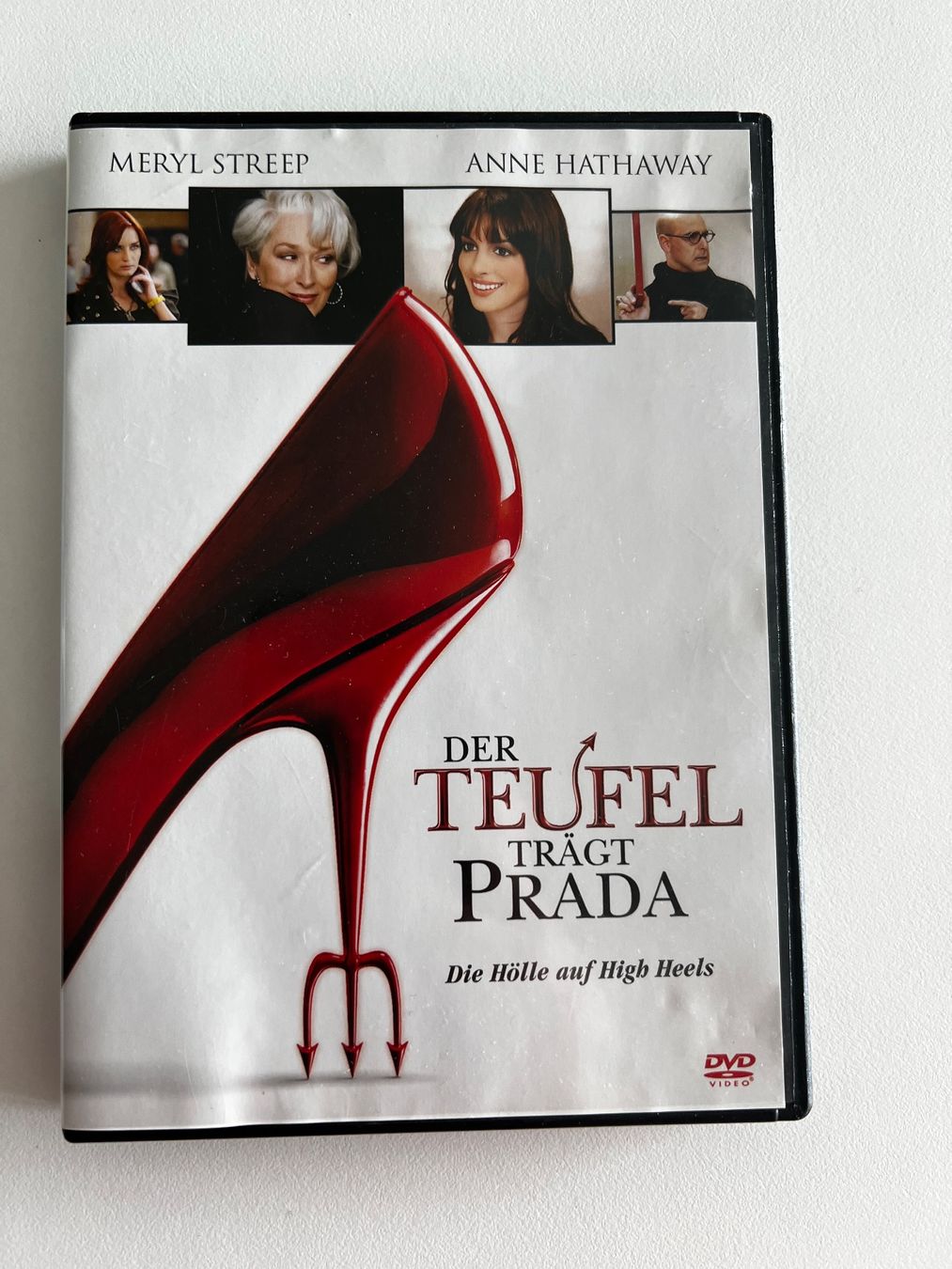 Tutti i DVDs: Der Teufel trägt Prada DVD – Nuovo (secondo la descrizione) da Lenzburg venduto da impulsive-buyer