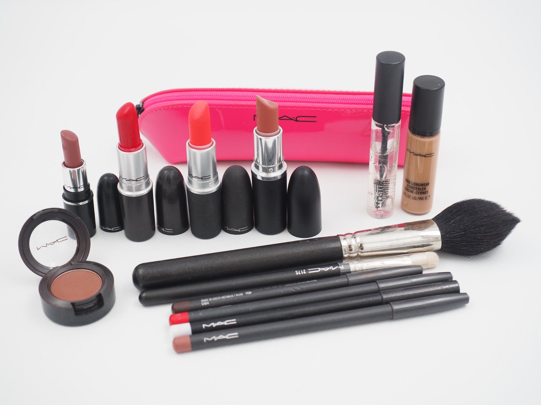 Mac Cosmetics Maquillage: MAC Kosmetik-Set (26062917) – D'occasion à Zürich par fundsachenverkauf