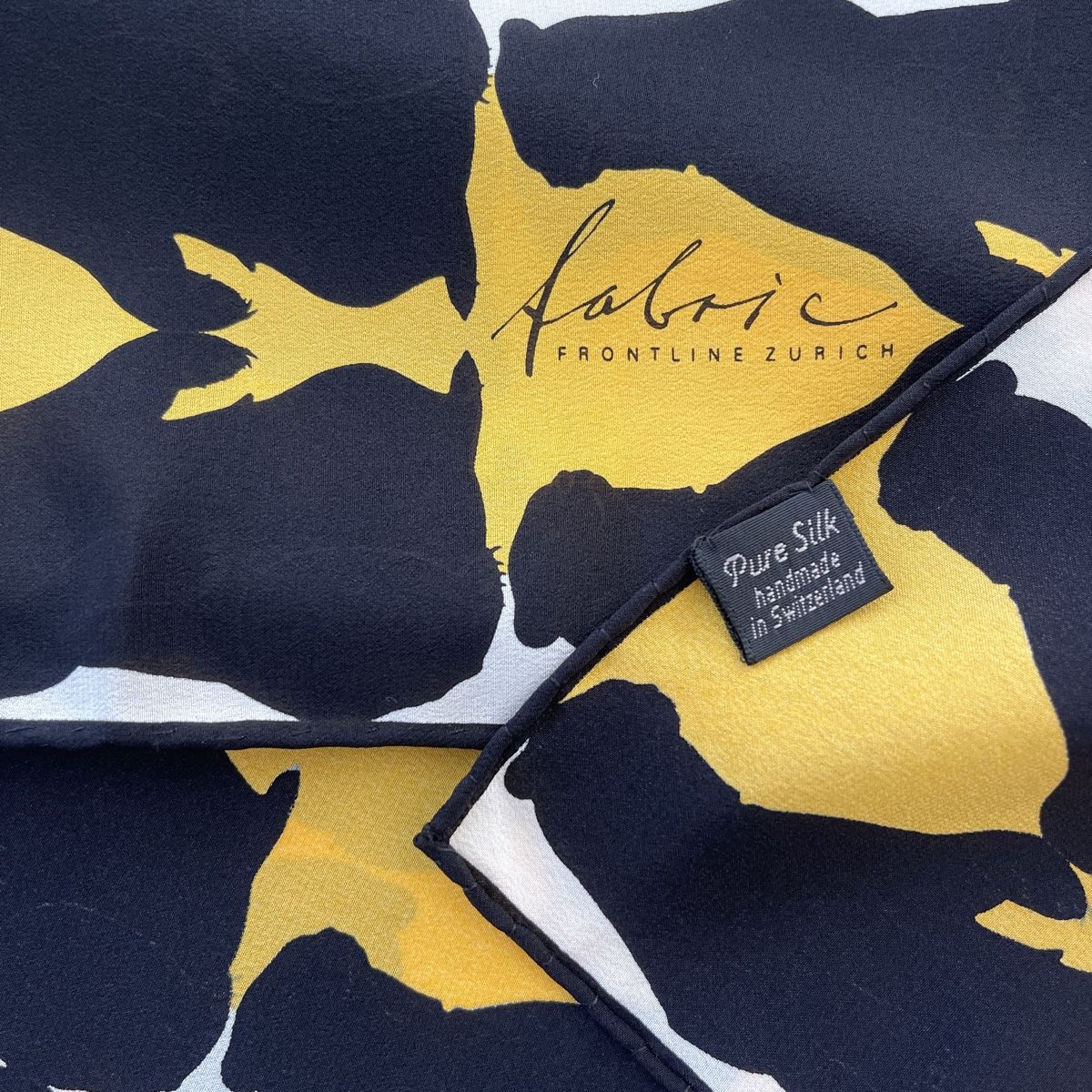 Fabric Frontline Foulard & Sciarpe: FABRIC FRONTLINE New Silk Scarf – Nuovo (secondo la descrizione) da Emmen venduto da Avviivva_Com2023 3