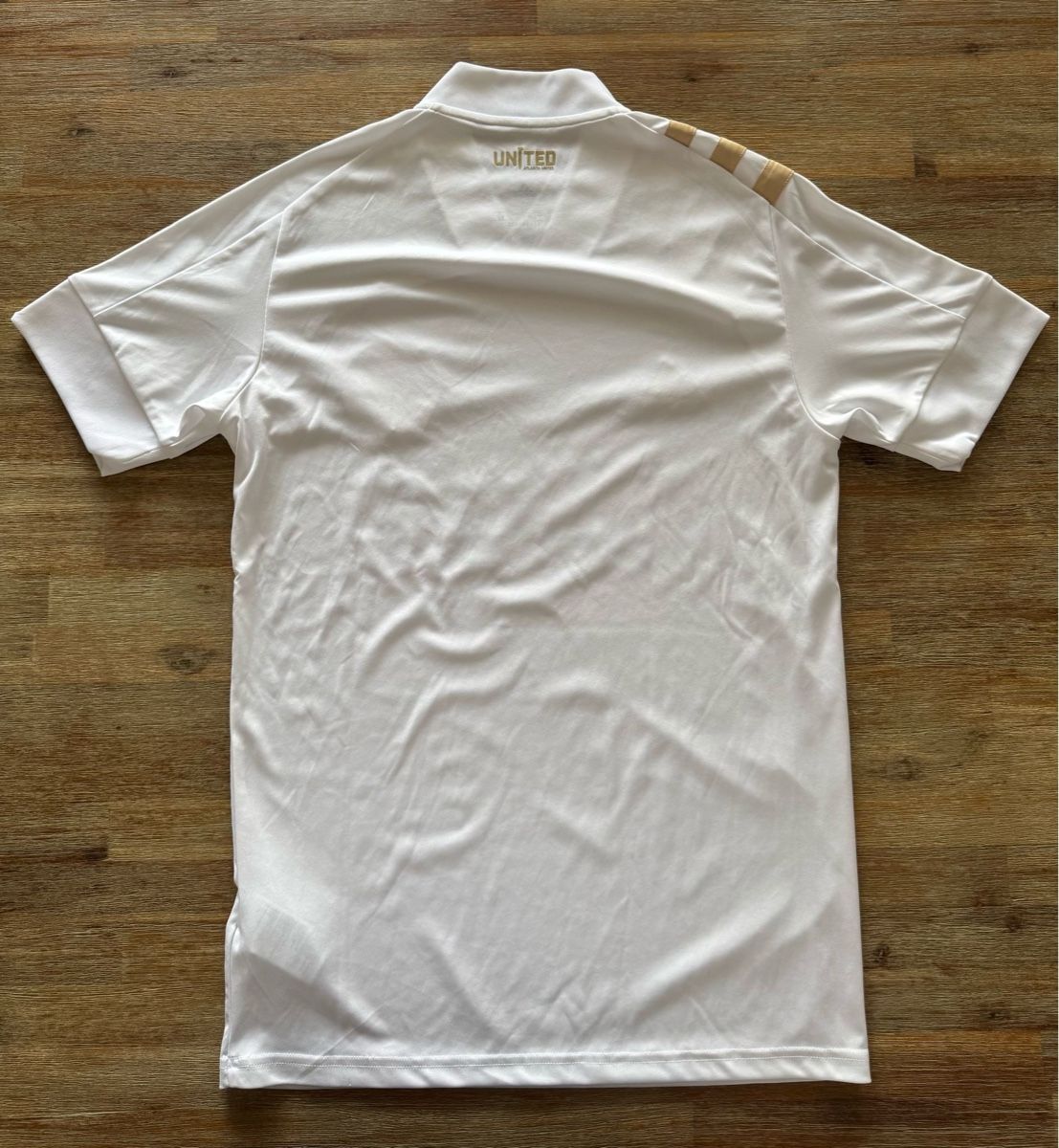 Leibchen & Hosen: Trikot Atlanta United – Gebraucht aus Gossau ZH von Verzino 2