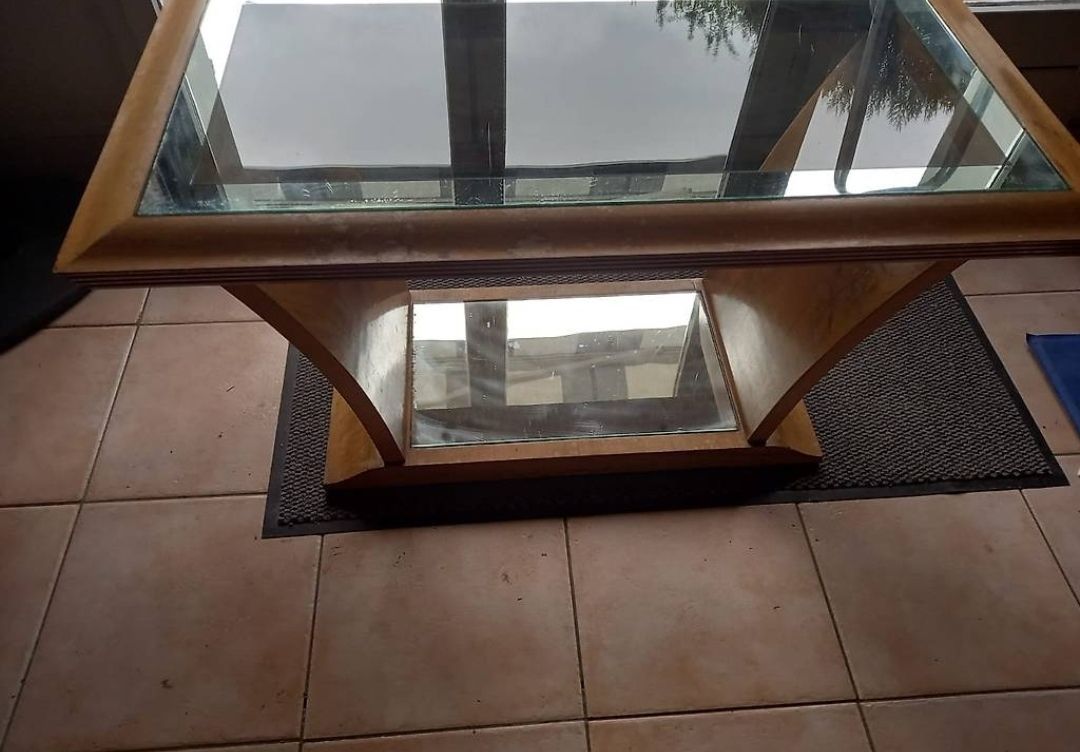 Tavoli: Table base – Usato da Nyon venduto da Tonymars 3