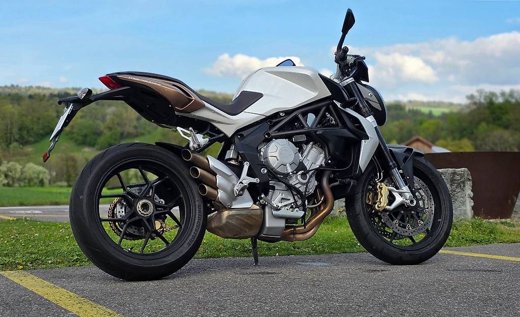 MV Agusta Strada: MV Agusta Brutale 675 – Usato da Mellingen venduto da ene_vyp2 2