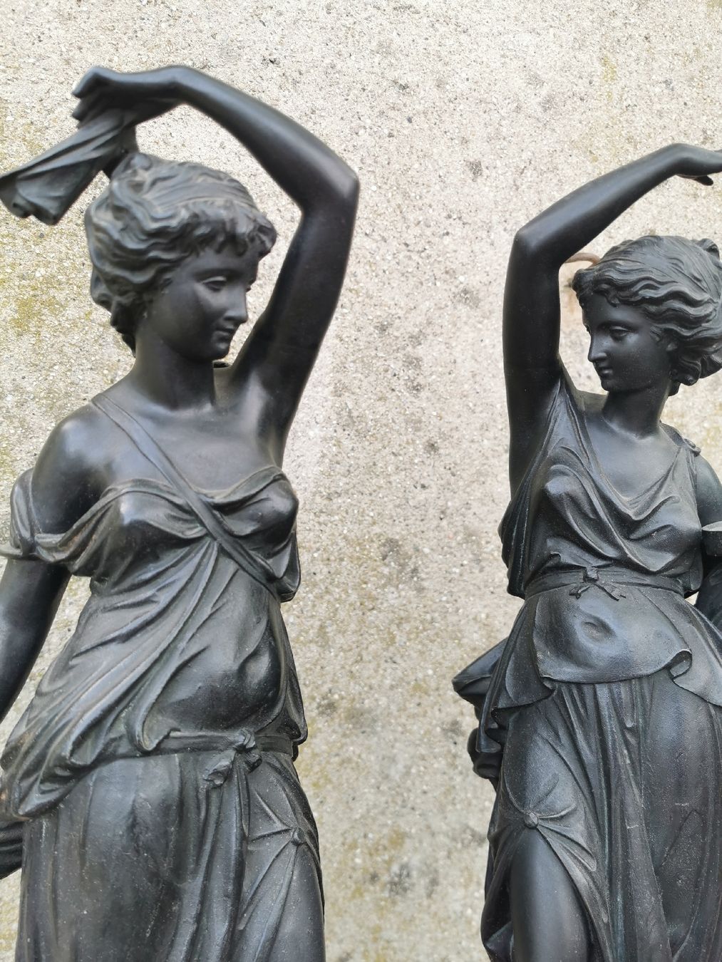 Sculture & Statue: paire de statues anciennes – Usato da Vésenaz venduto da Angela.C3 3
