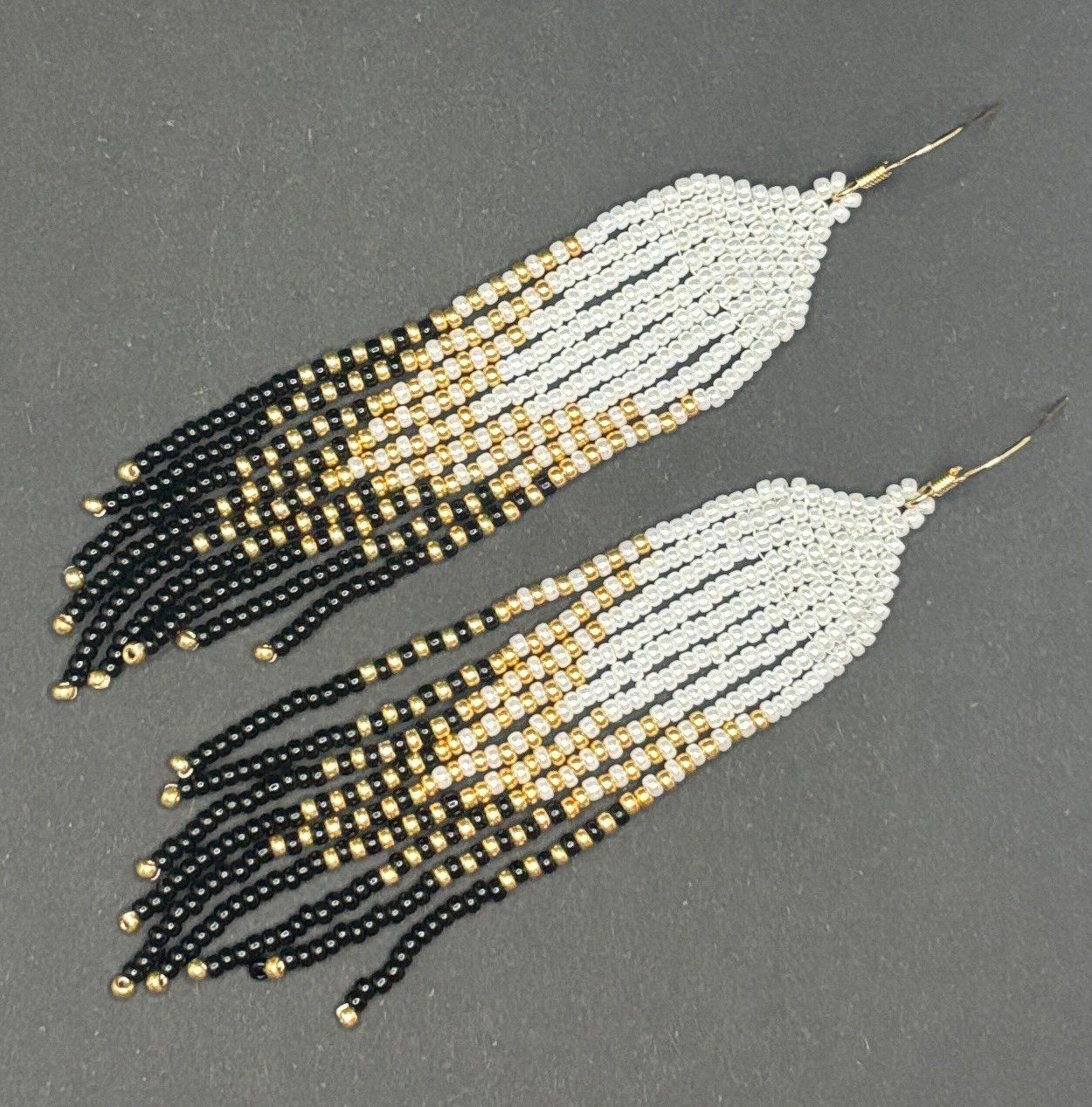 Orecchini pendenti & Orecchini a lobo: Fringe Earrings White/Fransen Ohrringe weiss – Nuovo (secondo la descrizione) da Zürich venduto da ChicElegance_Jewelry