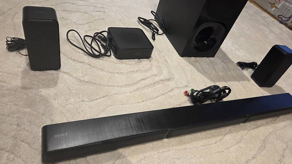 Home Cinema: Barre son 5.1 Sony HT-S40R – Usato da St-Livres venduto da YP_suter 1