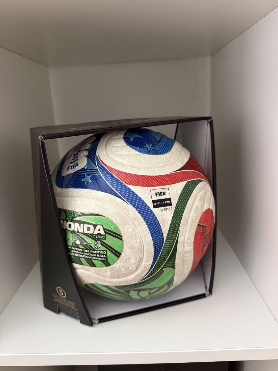 Adidas Bälle: USED | Adidas Trionda Pro Ball – Gebraucht aus Zürich von HonzaPham