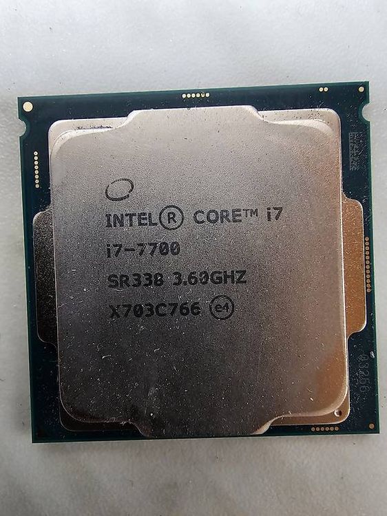 4 mal I7-7700 INTEL CPU Pro CPU 20.- (Gebraucht) in Goldau für CHF 20 ...