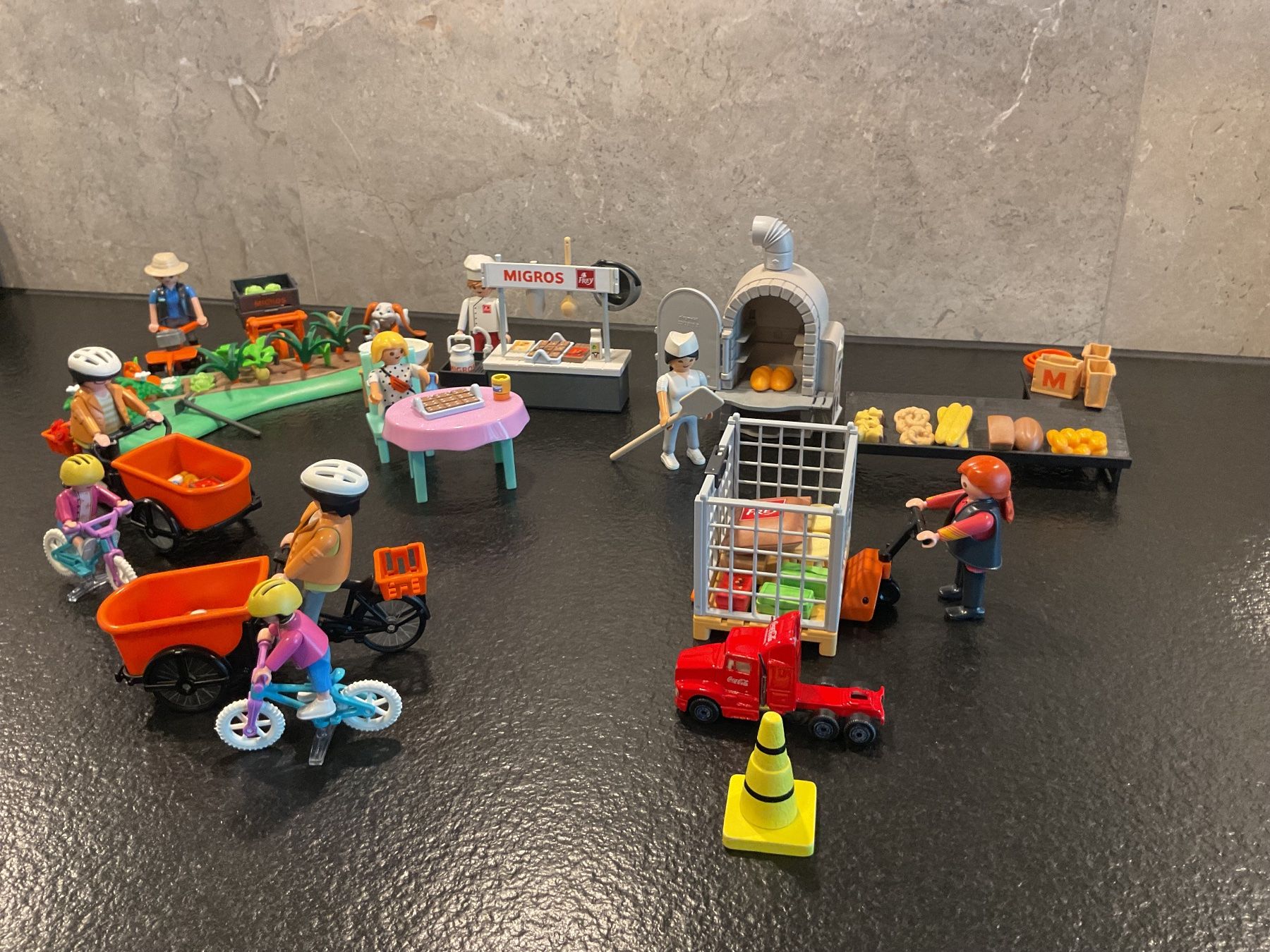 Playmobil Spielzeuge: Playmobile – Neu (gemäss Beschreibung) aus Neuchâtel von sta_7qfy