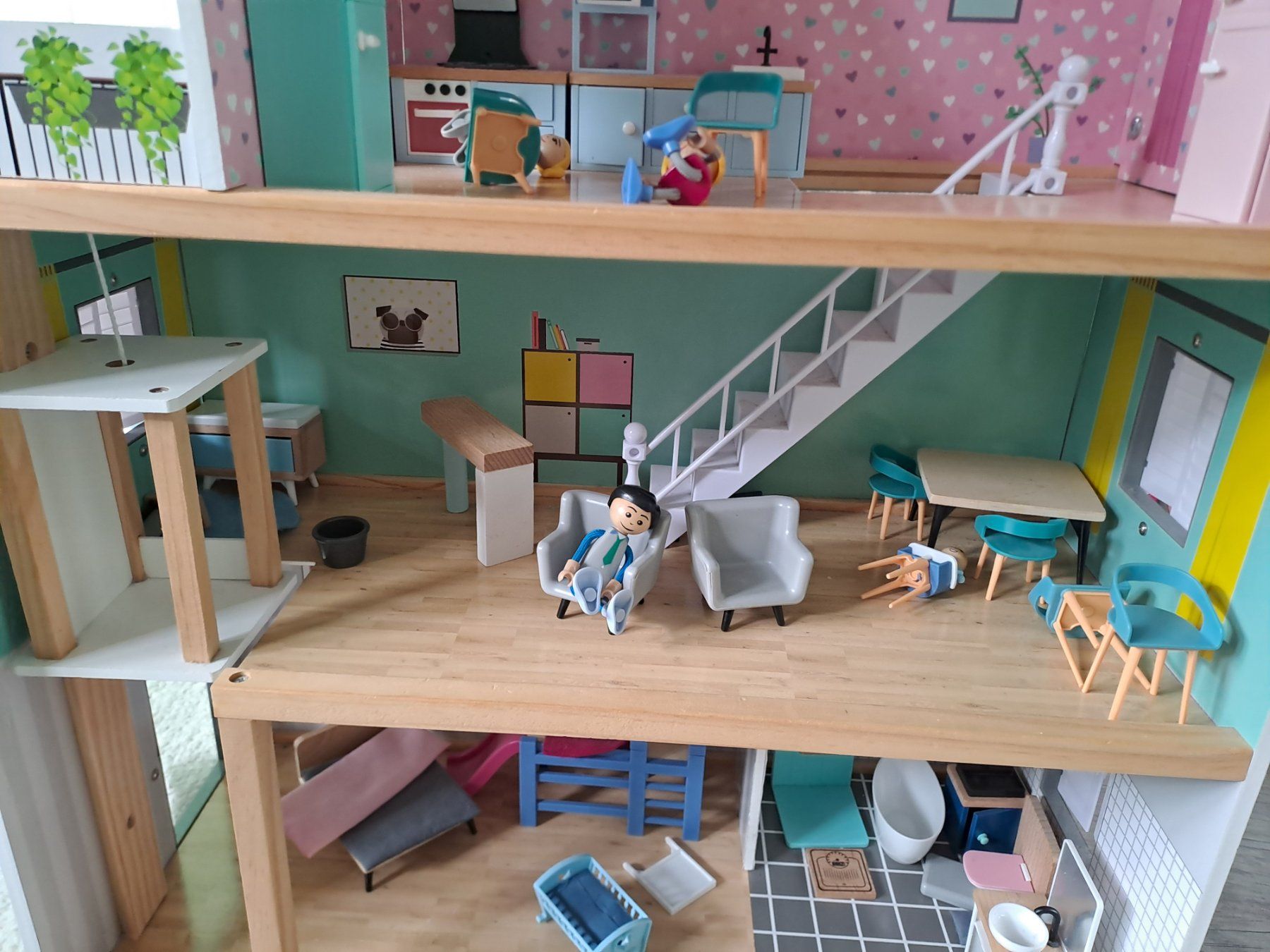Maisons & Meubles de poupées: Puppenhaus – D'occasion à Arbon par Jennimuus 2