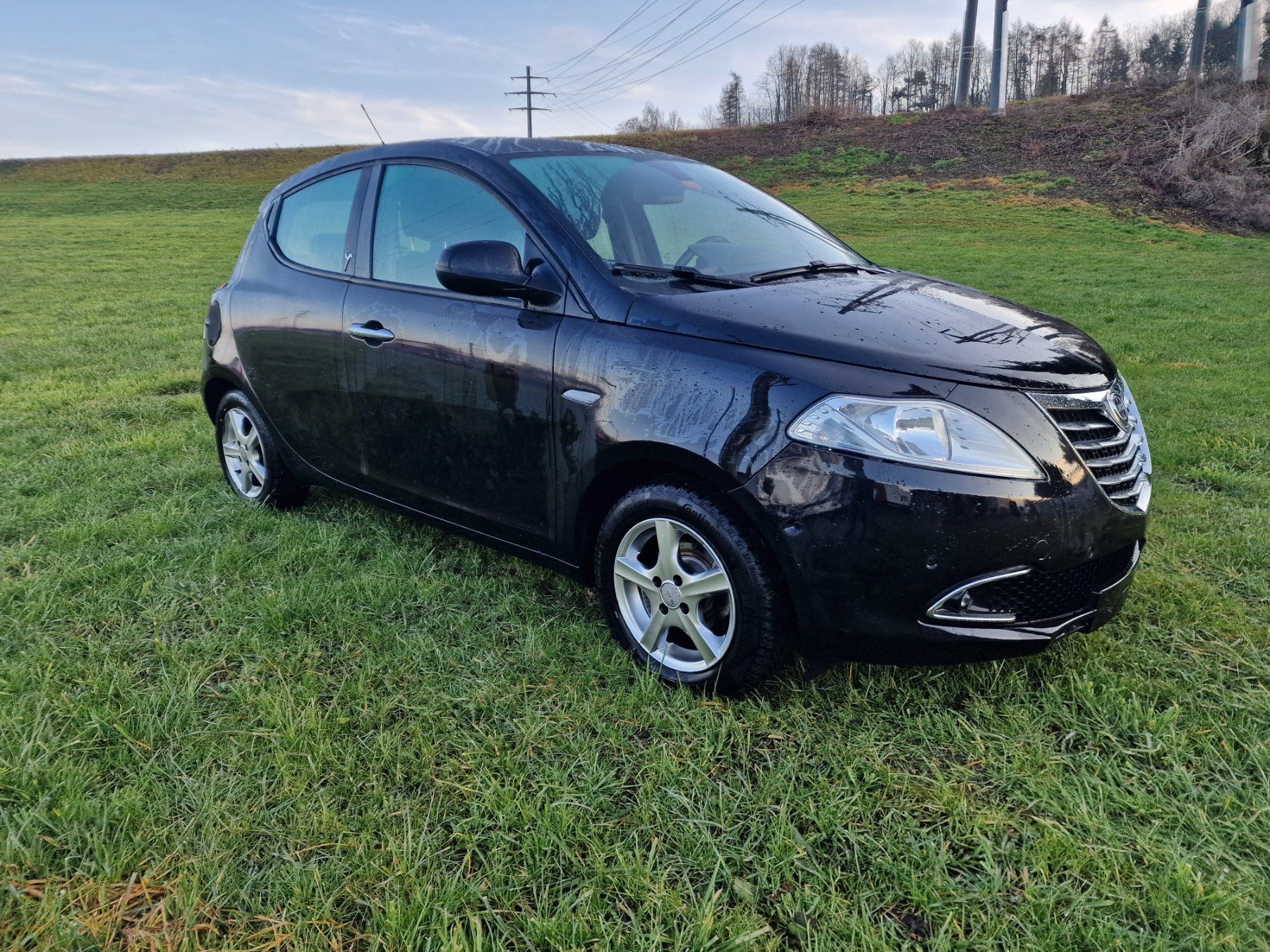 Lancia Automobili: Lancia Ypsilon 1.2 16V 2013 – Usato da Staad SG venduto da zotya20 1