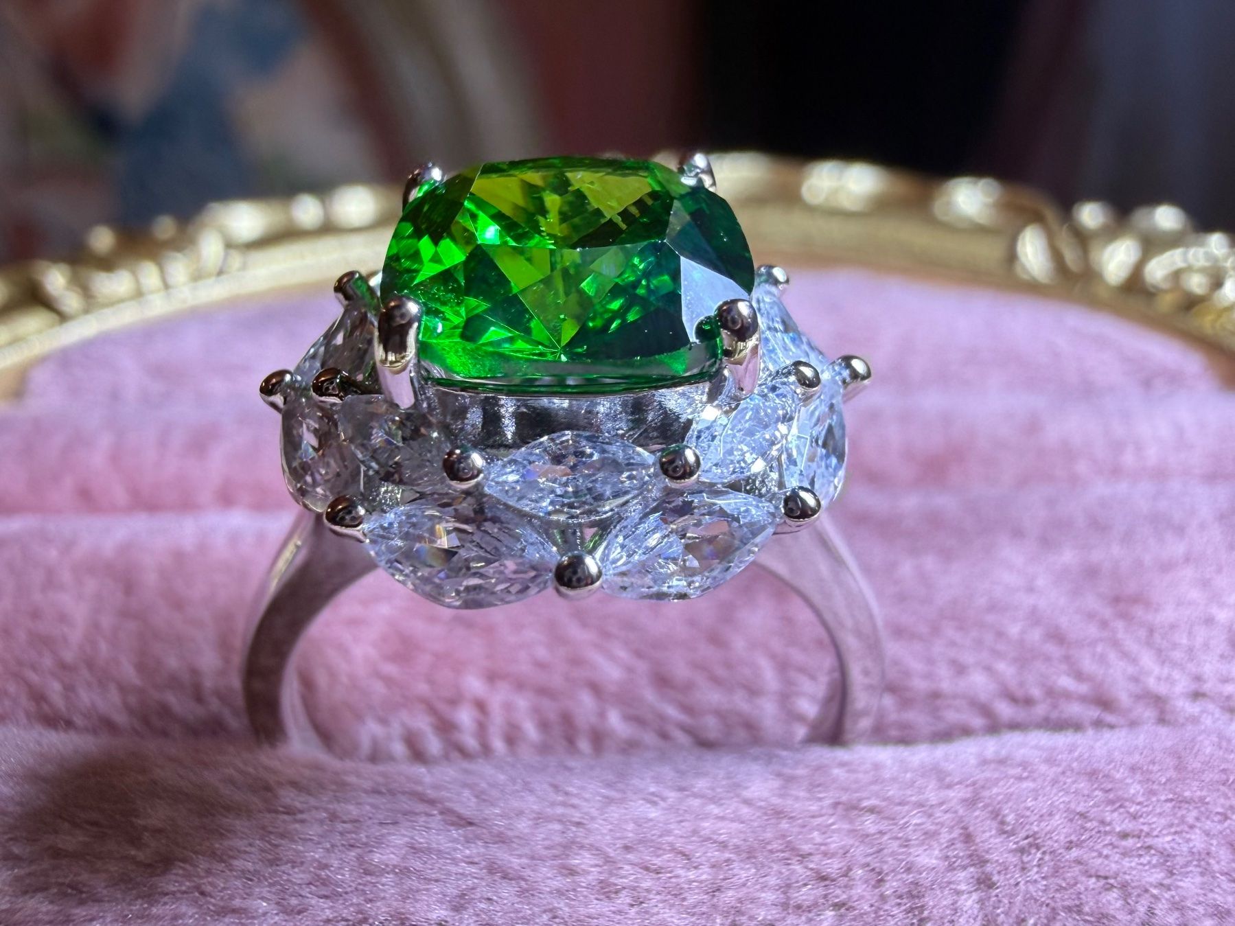 Anelli: Bague Impératrice Emeraude – Nuovo e nell'imballaggio originale da St-Maurice venduto da Sandrinette123