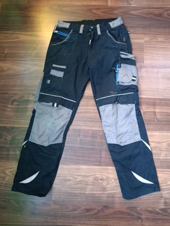 Gut Warme Arbeitshose/Cargohose, Gr. 48 (M), Schwarz