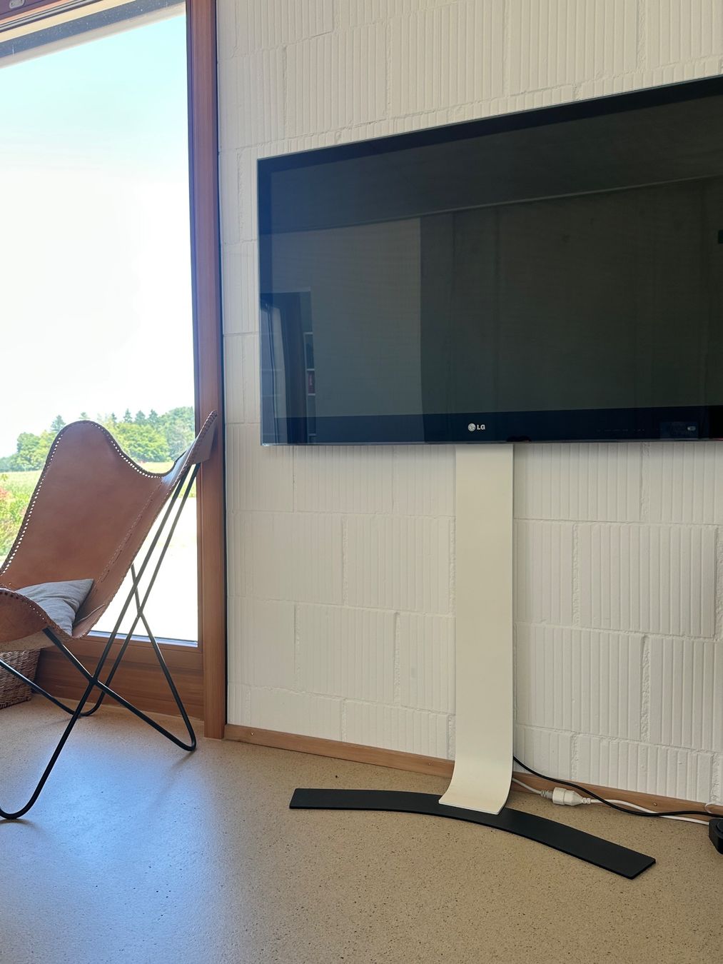 Fixations: Erard Standit inkl. TV LG – D'occasion à Islisberg par rwinne