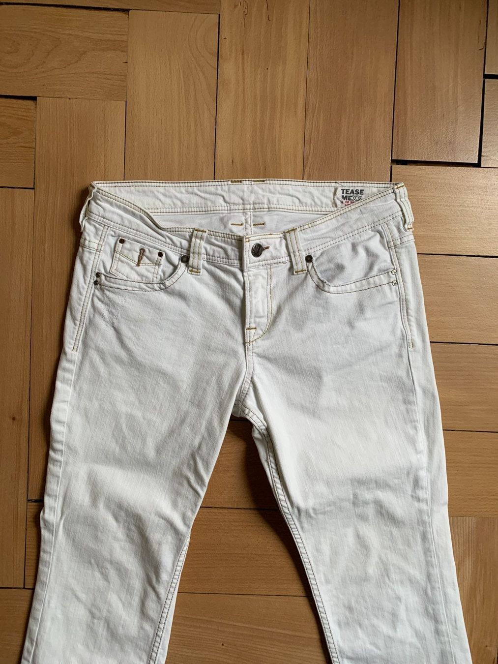 Mexx Jeans: MEXX - Jeans weiss S – Gebraucht aus Zürich von Diazaio 1