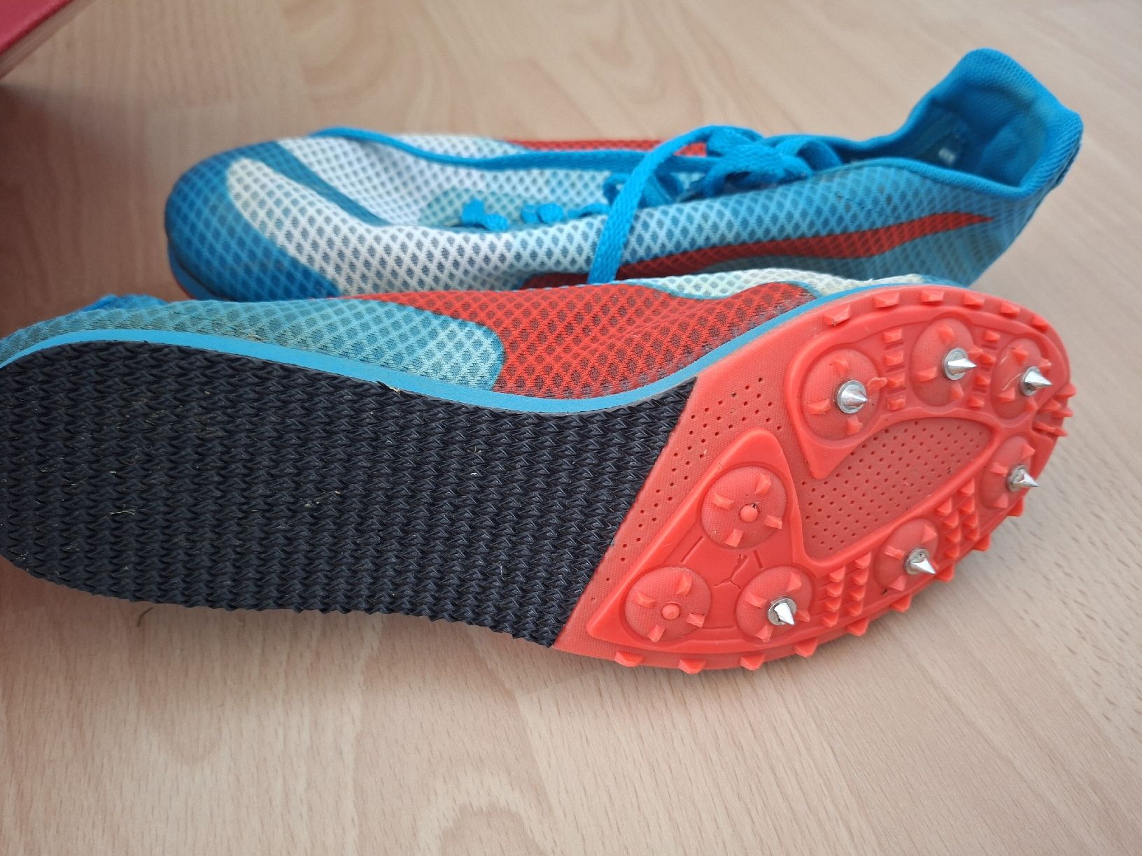 Puma Scarpe da uomo: Puma evoSPEED Star v4 /  Grösse 40 Weiss/Blau/Rot – Usato da Rebstein venduto da minou0041 1