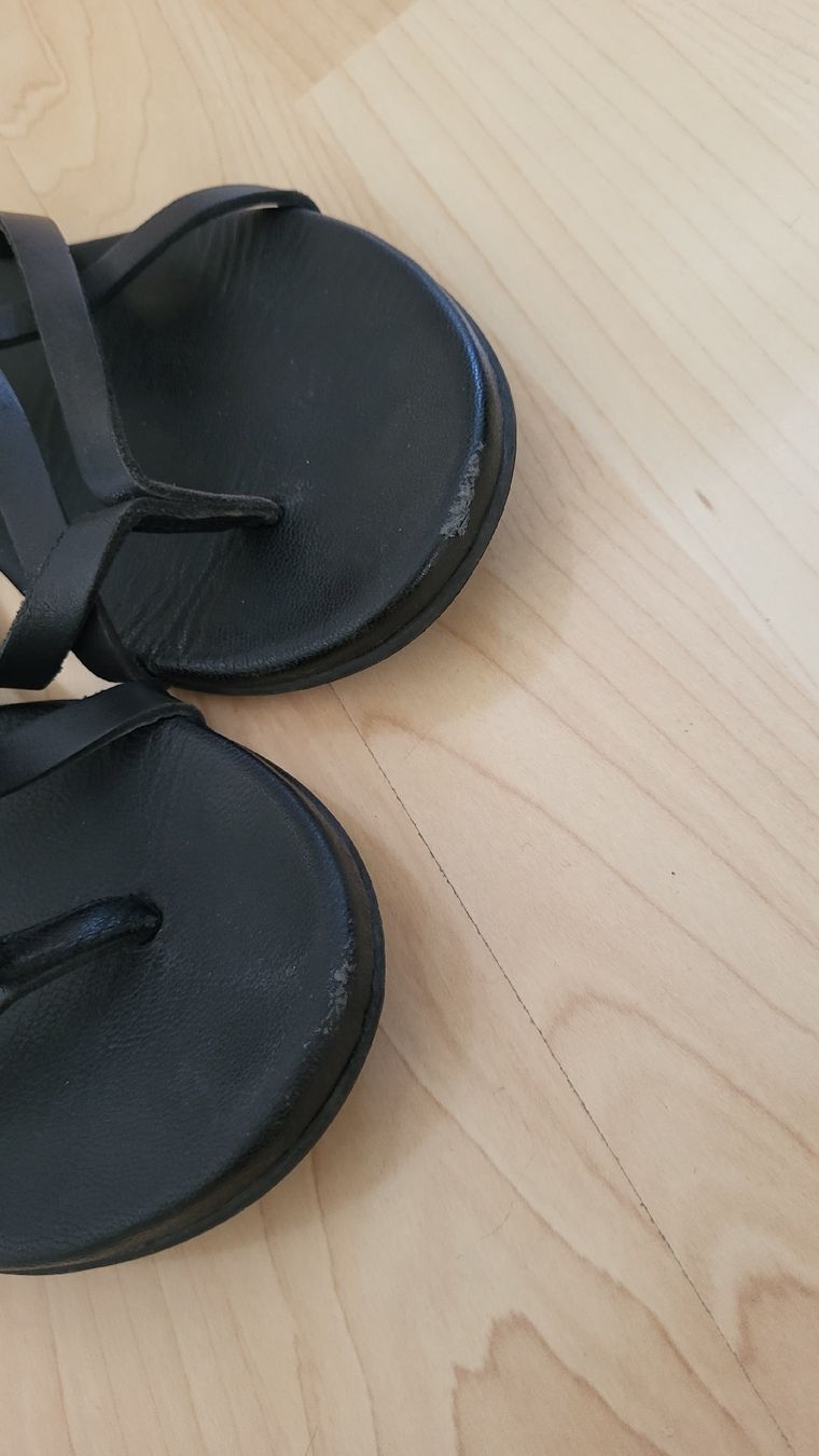 Scarpe da donna: Sandalen schwarz 40 Damen – Usato da Steffisburg venduto da esneusdaheime 3