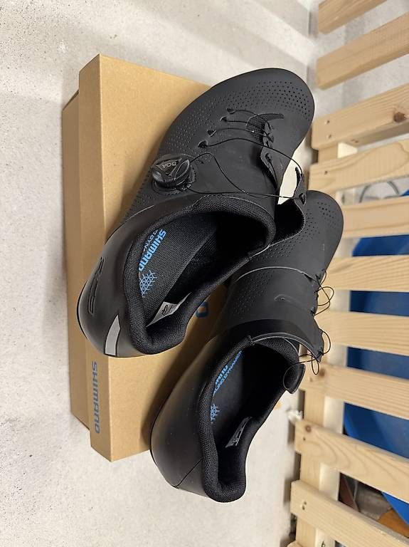 Scarpe da uomo: Shimano Schuhe RC3 Grösse 44 – Usato da Zürich venduto da rene.mueller84