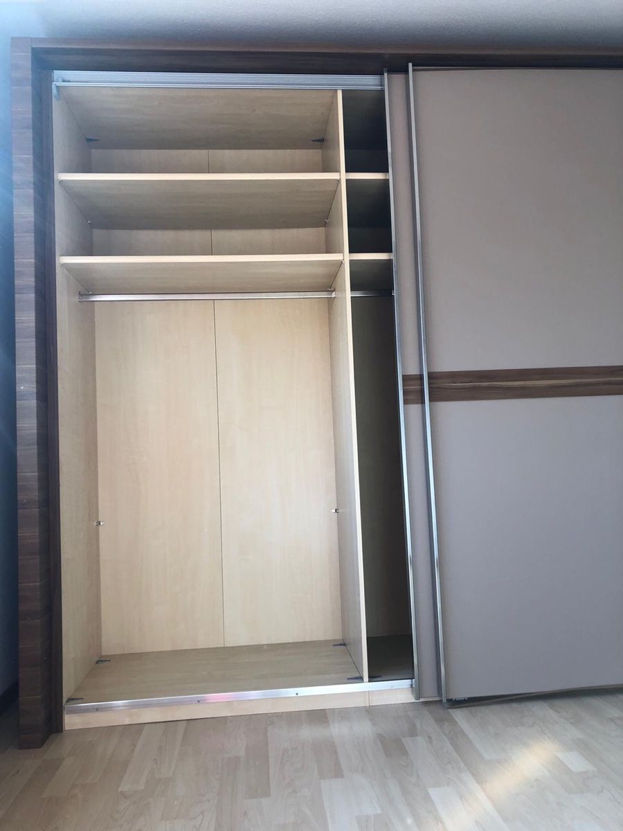 Armoires: Kleiderschrank – Neuf (Voir description) à Muhen par Guess1802 1