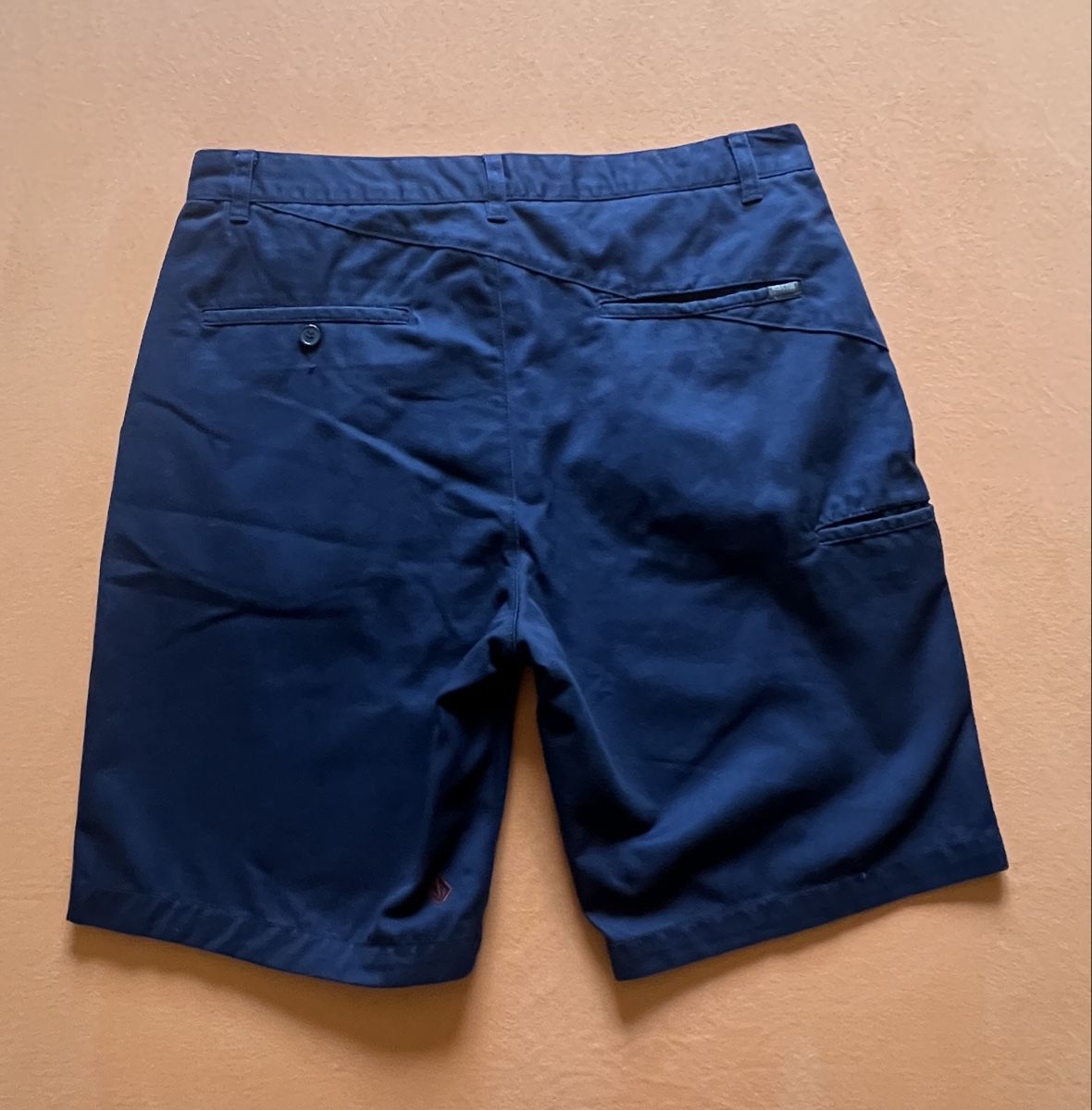 Volcom Pantalons: VOLCOM Chino Short – D'occasion à Conters par sammy29 2