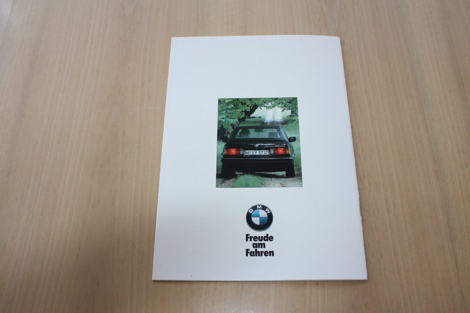BMW Documenti: BMW 325i Cabrio Broschüre 1987 – Usato da Wikon venduto da erwin400 9