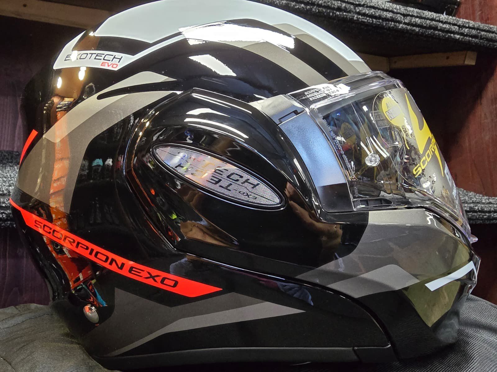 Helme & Visiere: Casque Scorpion Exo-Tech Evo Furio noir/rouge – Neu und originalverpackt aus Yverdon-les-Bains von MotoFactory. 7