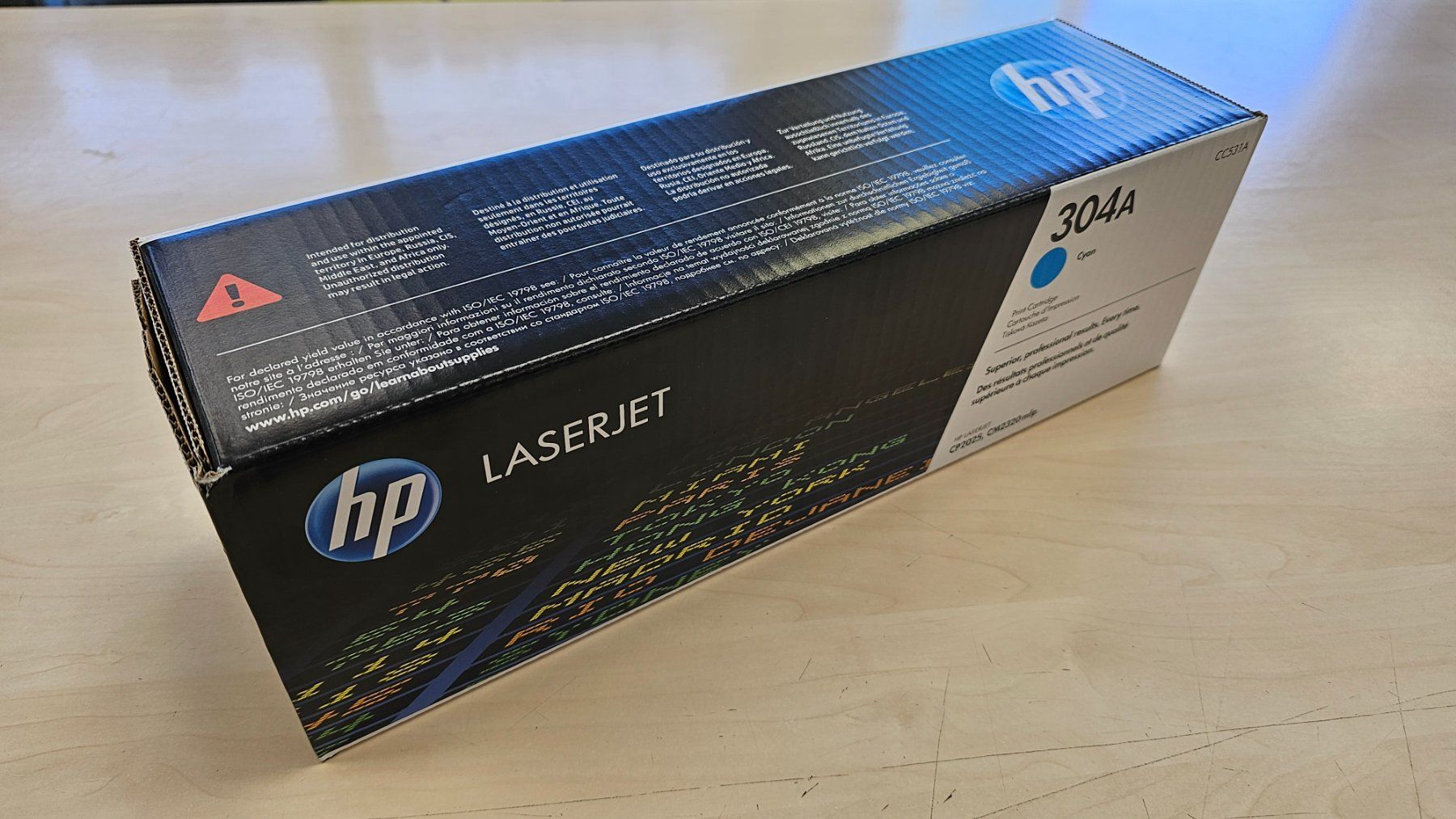 Hewlett Packard Cartouches & Toner: HP Toner 304A Cyan – Neuf avec emballage d'origine à Fahrwangen par walfra01