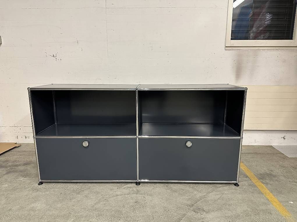 Scaffali: USM Haller Sideboard Anthrazit – Usato da Wildegg venduto da M5-Power