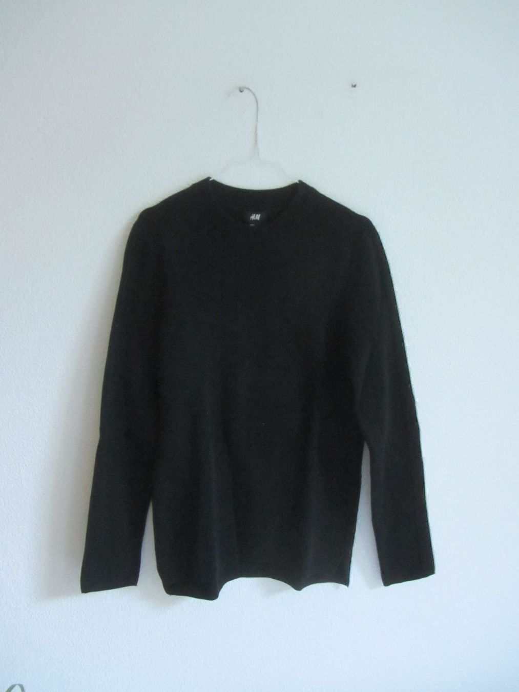 H&M Pulls & Sweat-shirts: Pullover schwarz - S – D'occasion à Zürich par Diazaio