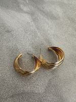 Goldene Creolen im Swirl-Design – Neuwertig!
