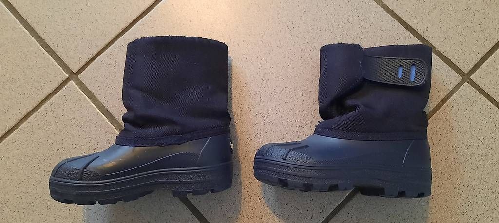 Chaussures hommes: Stivali imbottiti Igor n. 23 – D'occasion à Tesserete par bab_7ztk