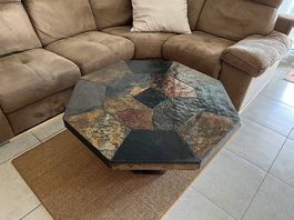 Table basse et/ou canapé d'angle salon