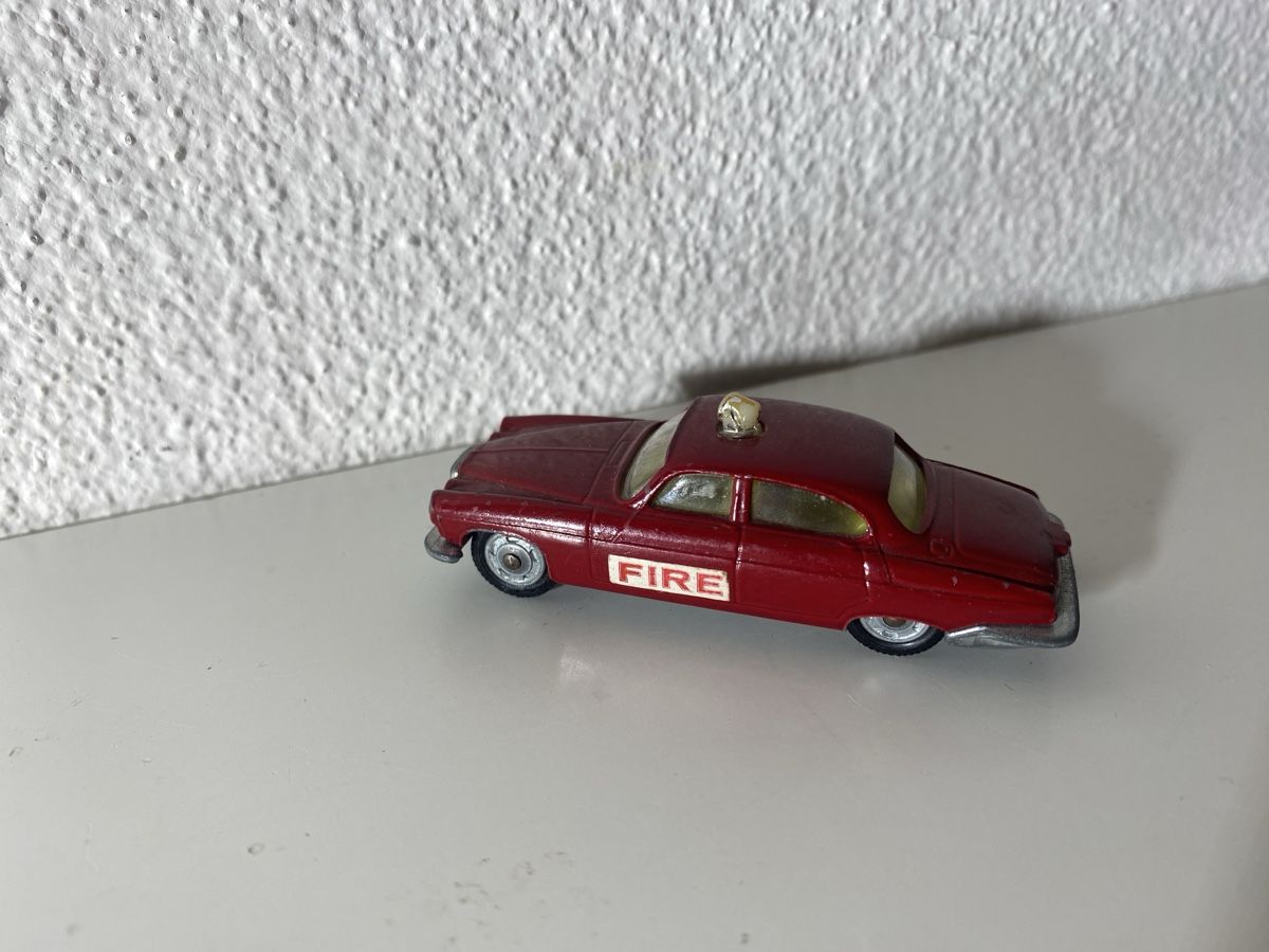 Modellautos: Husky jaguar – Gebraucht aus Winterthur von ben_9vxx 2