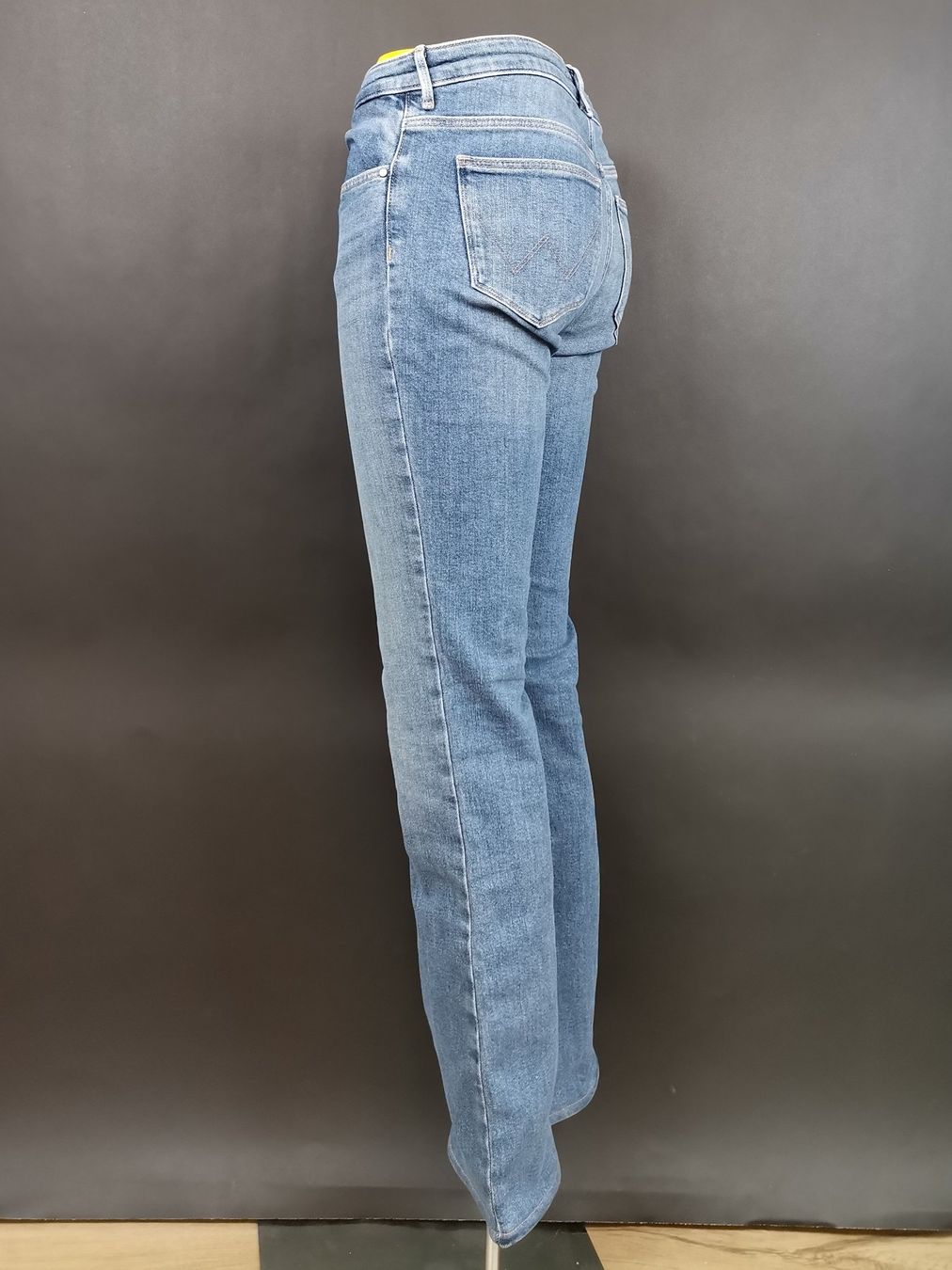 Wrangler Jeans: WRANGLER Jeans Bootcut Damen – Gebraucht aus Schaffhausen von Restwert_SH 4