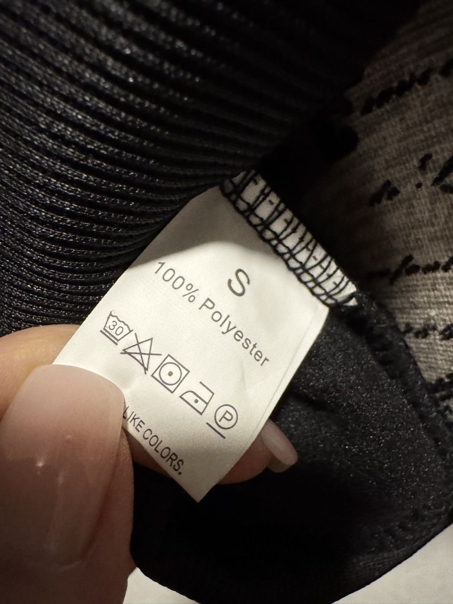 Maglioni & Felpe: Damen langarm Hoddie – Usato da Meyriez venduto da muriS 3