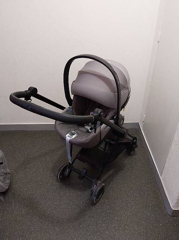 Carrozzine: Kinderwagen Cybex Kombi-Set 3 in 1 – Usato da Adliswil venduto da deb_9s5z 2