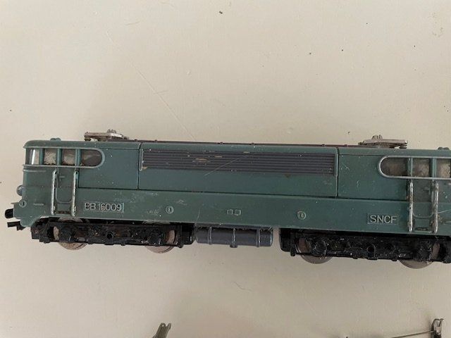 Märklin Modelleisenbahnen: lot trains et accessoires Märklin – Gebraucht aus Ursy von DK8 6