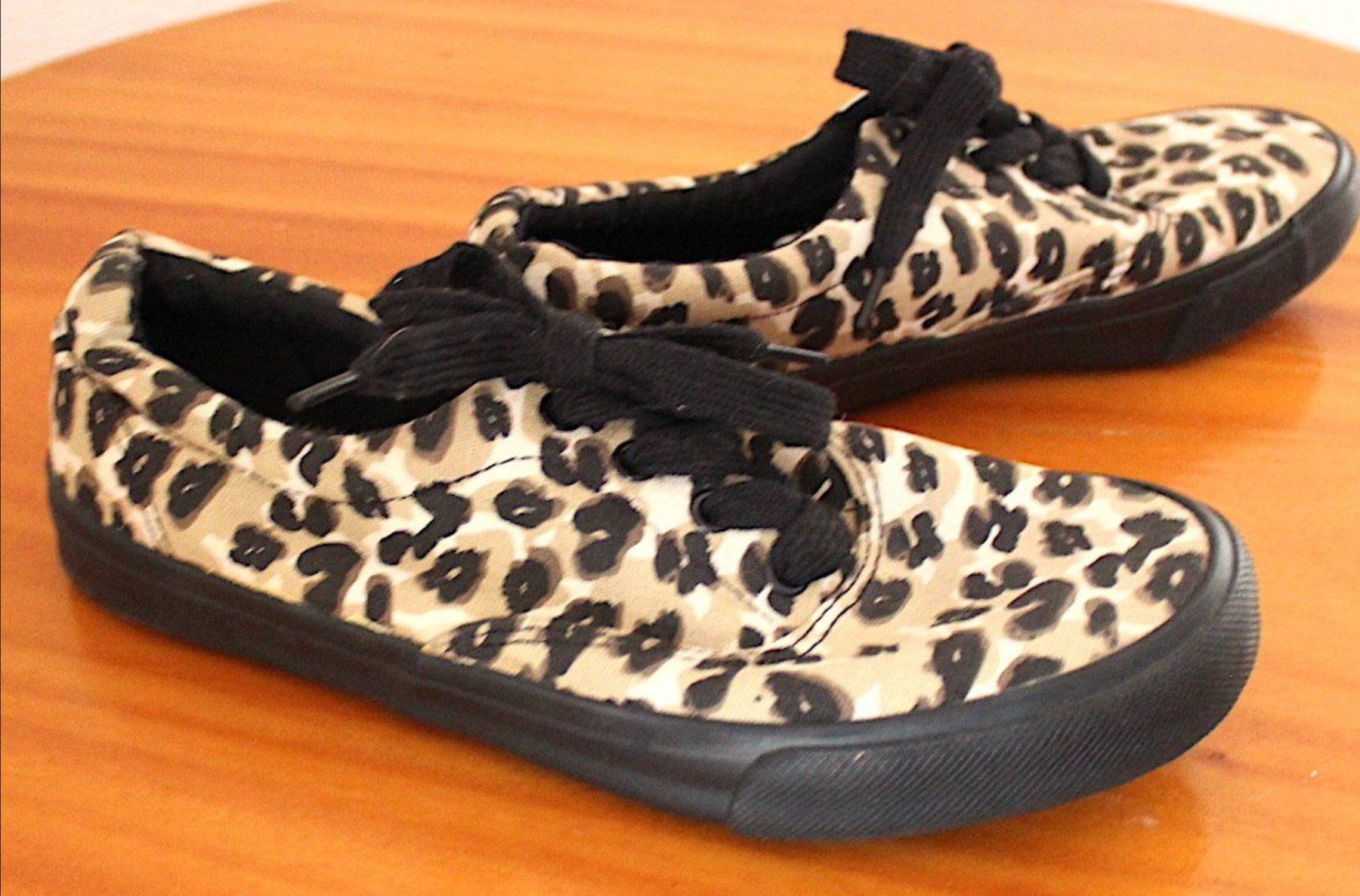 Damenschuhe: Sommer Damenschuhe Leopardenmuster Gr.38 – Gebraucht aus Locarno von madame-tus-sauds 5
