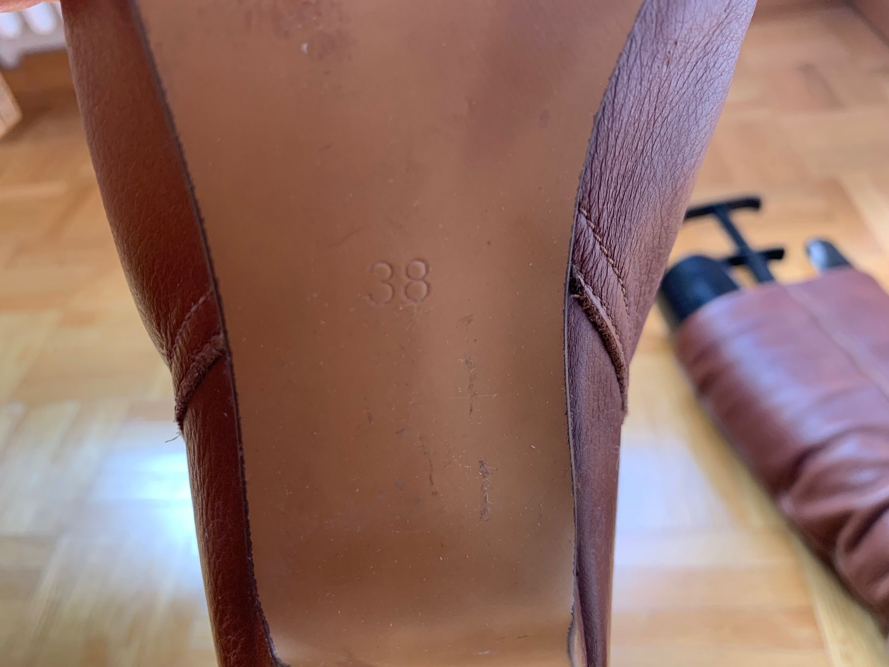 Scarpe da donna: Echtleder- Damenstiefel, hellbraun, Grösse 38 – Usato da Adliswil venduto da Baski7 3